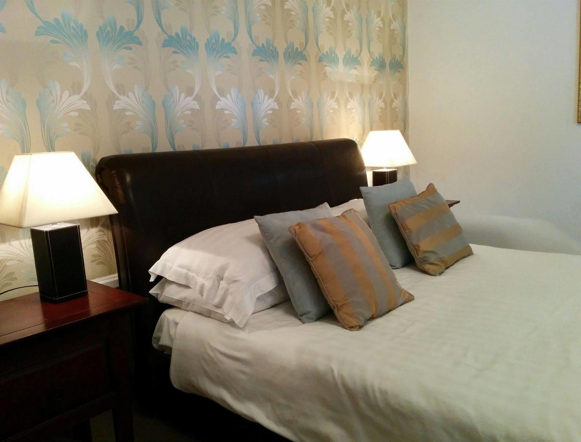 Norton House Hotel - Mumbles Swansea Extérieur photo