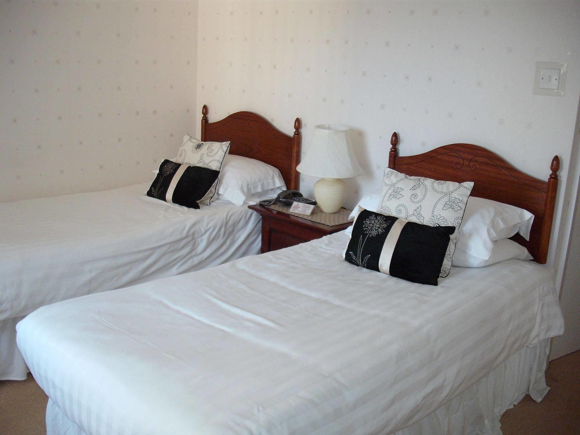 Norton House Hotel - Mumbles Swansea Extérieur photo