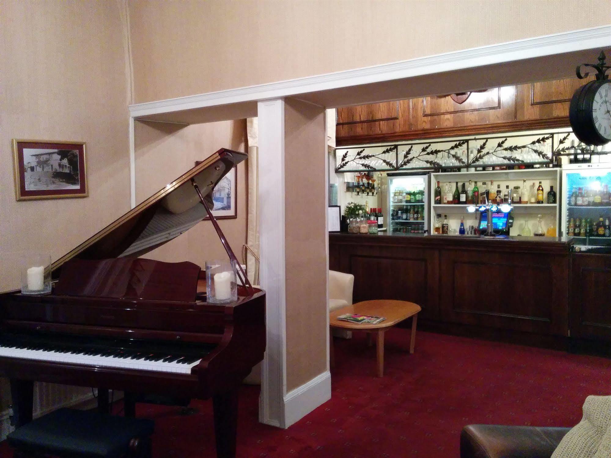 Norton House Hotel - Mumbles Swansea Extérieur photo